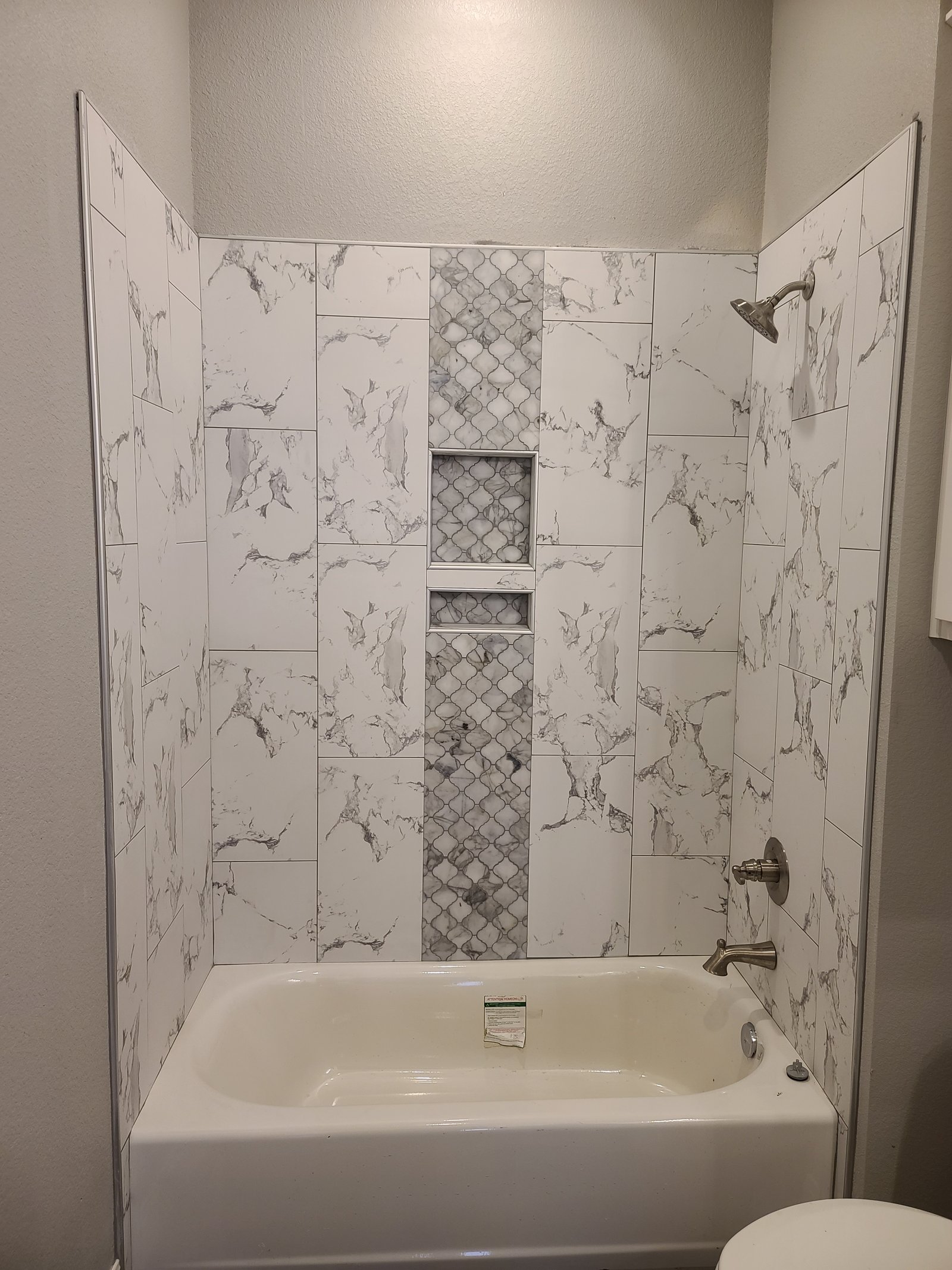 Modern Bathtub 1